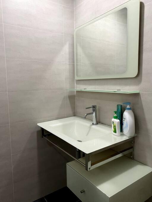 Contemporary Space By Bangsar Mrt